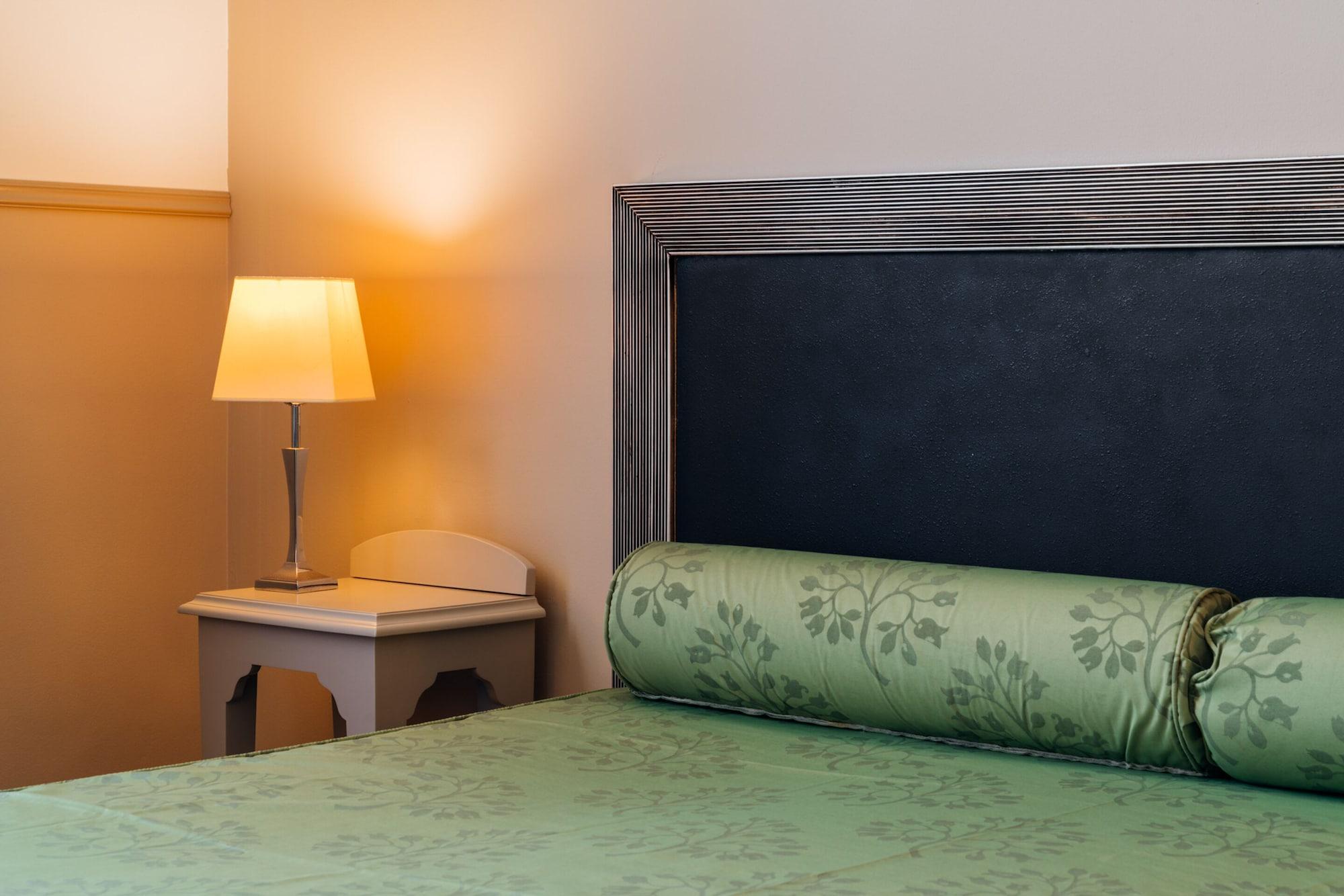 Hotel Ambasciatori Palermo Bagian luar foto