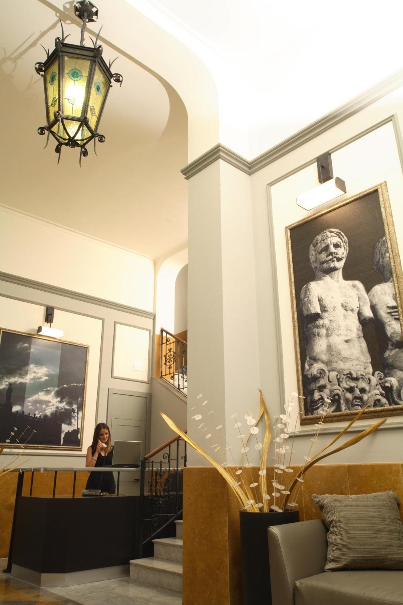 Hotel Ambasciatori Palermo Bagian luar foto